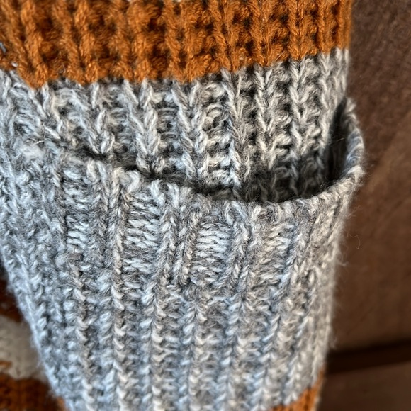 Pink Rose long sweater - Picture 3 of 3